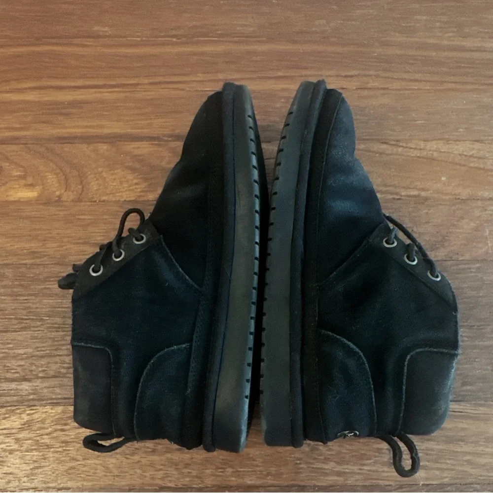 Koolaburra by UGG Kids Boots Size 4 Black Ankle Boots Lace Up Winter Shoes